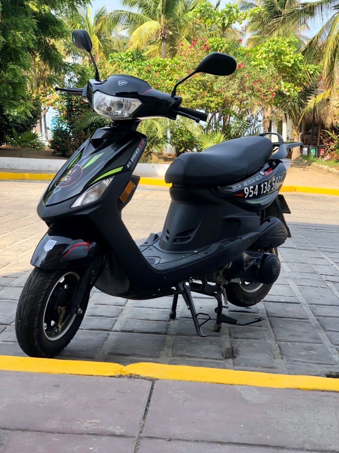 Italika D150LT en renta en Puerto Escondido
